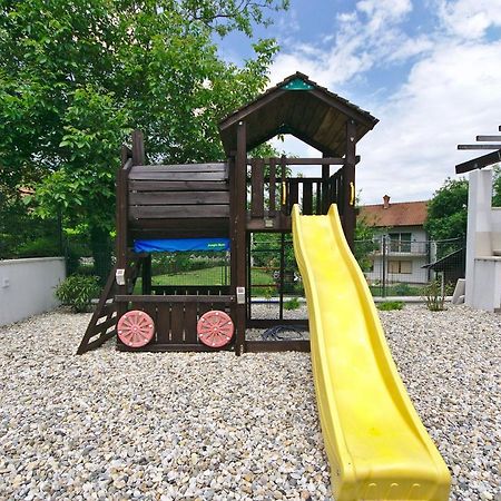 Holiday House With Pool Čavle Εξωτερικό φωτογραφία