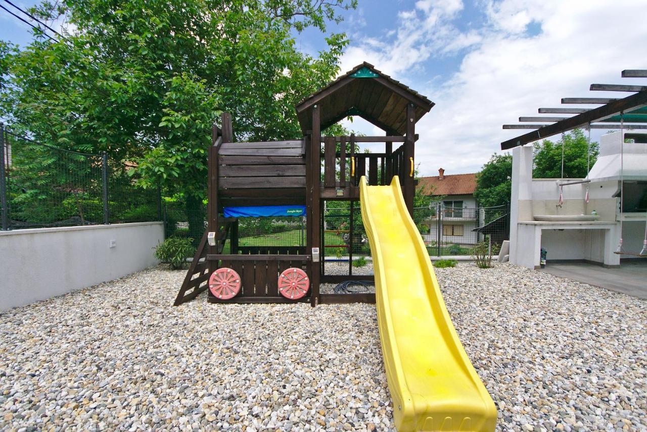 Holiday House With Pool Čavle Εξωτερικό φωτογραφία